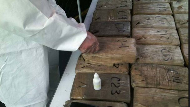 Asegura PF 21 kilos de cocaína en carretera Chihuahua-Tijuana