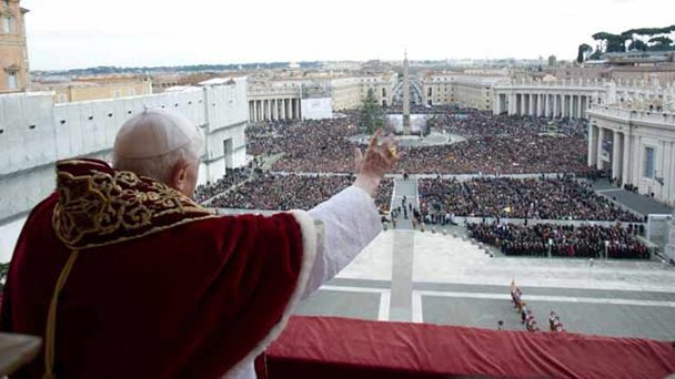 Intriga en el Vaticano: se alborotó el avispero