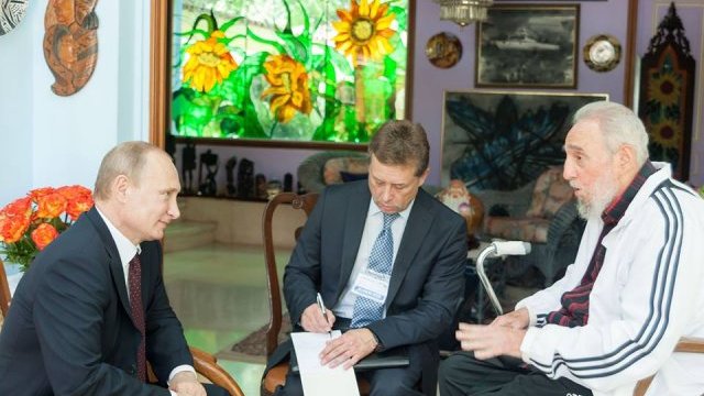 Castro se reúne con Putin