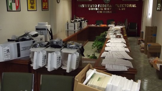 Inició entrega de material electoral para los municipios mas lejanos 