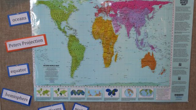Por qué las escuelas públicas de Boston dejaron de usar los mapas tradicionales