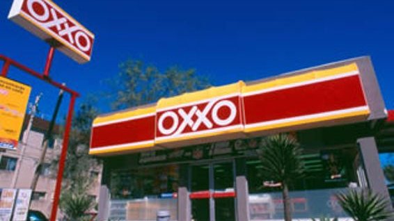 Oxxo logra más ventas que Walmart, Soriana y Comercial Mexicana