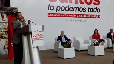 Camacho llama a candidatos a respaldar proyecto de Peña