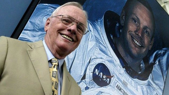 Muere Neil Armstrong, el hombre que dio un gran salto para la humanidad