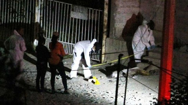 Encuentran un cuerpo de mujer desnudo y quemado, en Juárez