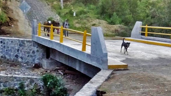 Diputados de Antorcha gestionan puente y aulas en juntas de Atlixco
