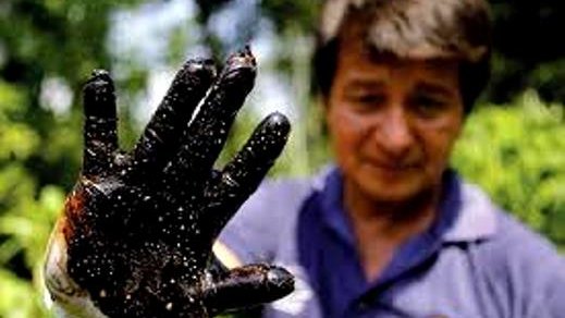 Ecuatorianos se suman a protesta mundial contra petrolera Chevron