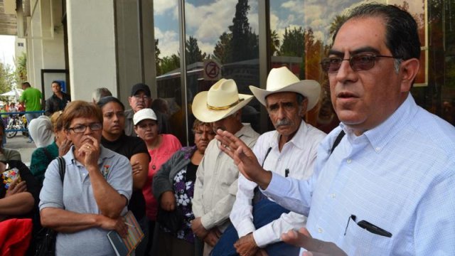 Maurilio Ochoa ofende  a colonos humildes