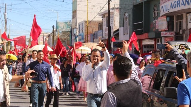 Marcha antorchista en Guadalupe: piden obras y alto a las calumnias pagadas con recursos públicos