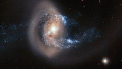 El Hubble captó el choque de dos galaxias