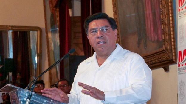 Arraiga PGR a ex secretario de Gobierno de Michoacán