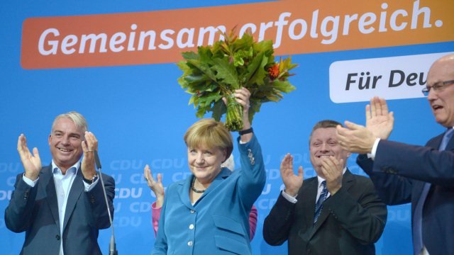 Gana elecciones partido de A. Merkel en Alemania