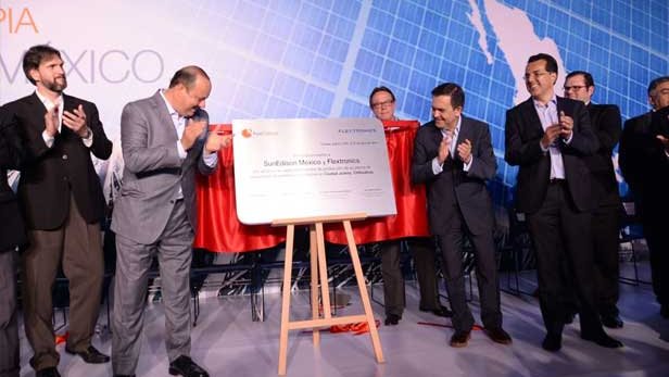 Inauguran nueva planta de paneles solares de SunEdison en Juárez