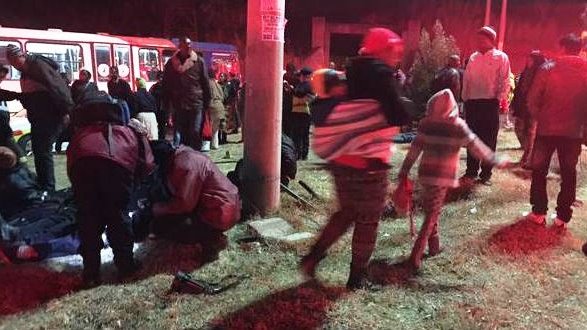 Al menos 100 heridos en choque de trenes en Johannesburgo