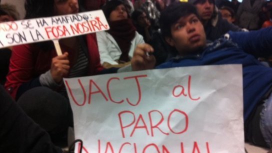 Estudiantes toman Rectoría de la UACJ exigen unirse a paro nacional