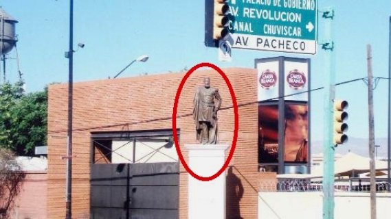 Reubicarán monumento de Carlos Pacheco Villalobos