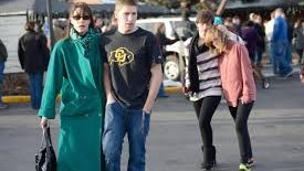 Atacante hiere a dos estudiantes y se suicida en escuela al sur de Denver