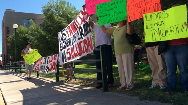 Protestan vecinos de Sierra Azul por fraude de fraccionadores