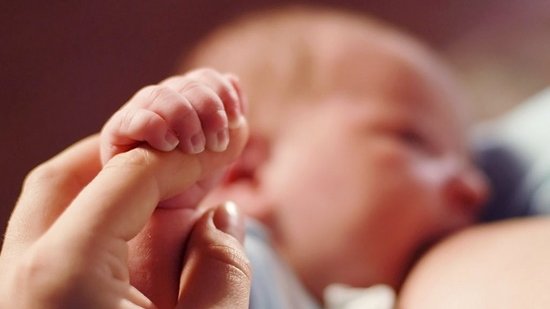 Lactancia materna aumenta coeficiente intelectual del bebé