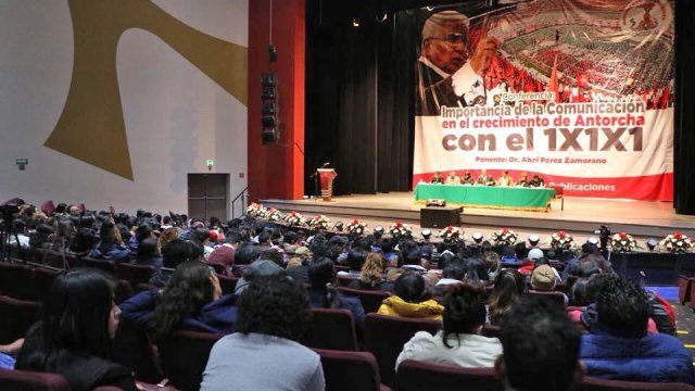 El Periodismo debe orientar al pueblo y presentar la realidad de México: Abel Pérez, Doctor en Economía