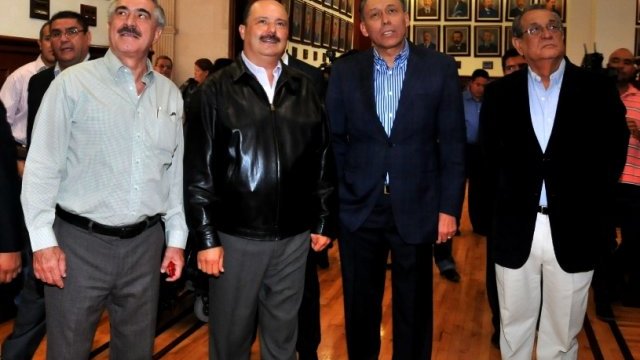 Se reunió Duarte con ex gobernadores priístas