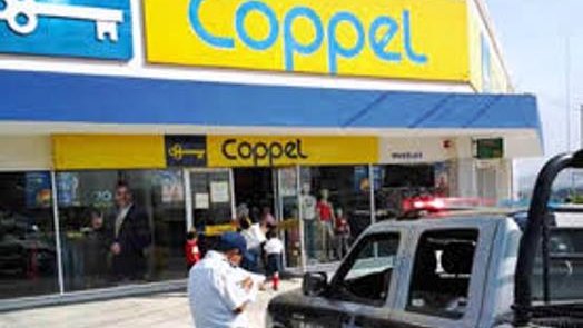 Botín de 200 mil pesos en asalto a tienda Coppel