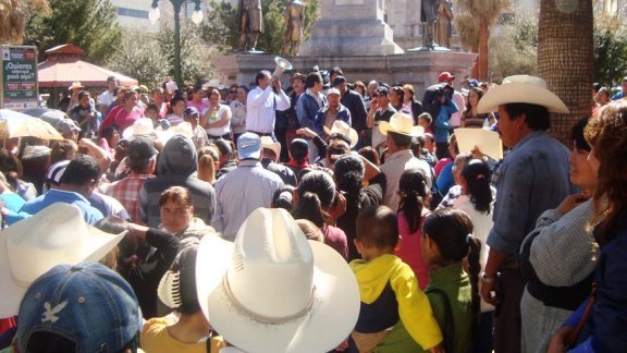 Se reúnen comités antorchistas en zona del Cerro Grande