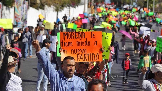 Contra la tramposa resolución del IEE, se manifiesta Antorcha Campesina en Puebla