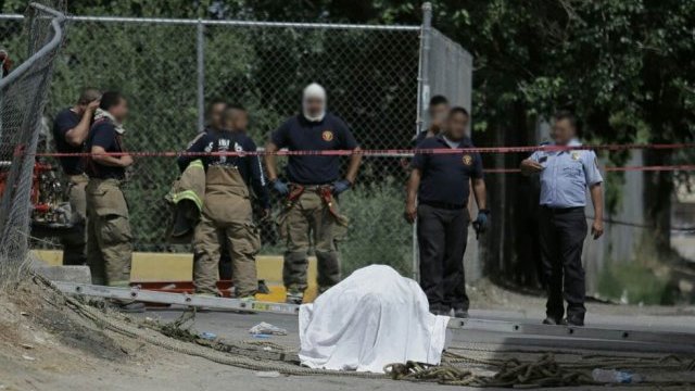 Encuentran el cuerpo de un hombre dentro de un canal en Juárez