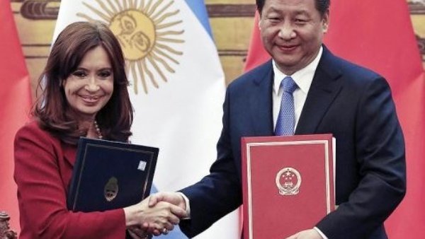 Argentina y China ratifican alianza comercial con 15 convenios