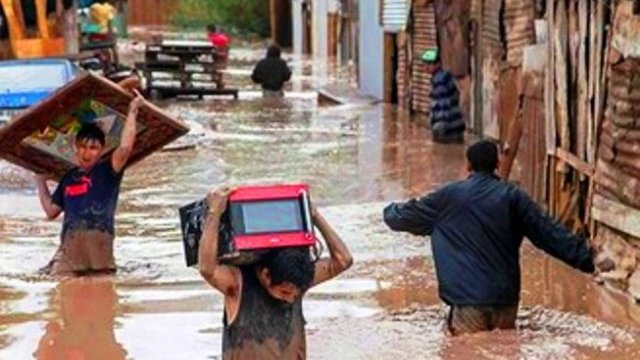 El Niño inunda Perú, Chile y Ecuador