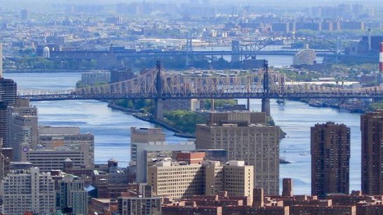 Casi la mitad de la población de Nueva York roza el umbral de la pobreza