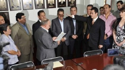 Toma protesta Uriarte como nuevo presidente de la JMAS