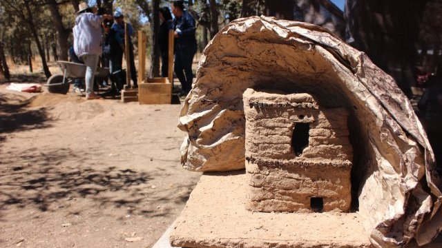 Visitantes de Las 40 Casas aprendieron sobre arquitectura y arqueología