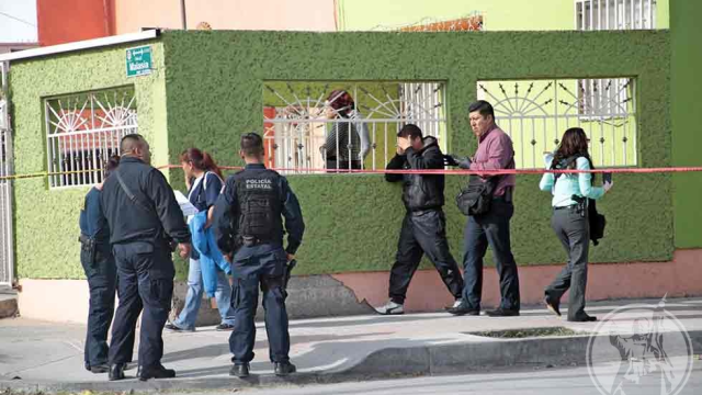 Asesinan con arma blanca a dos hombres en Ciudad Juárez