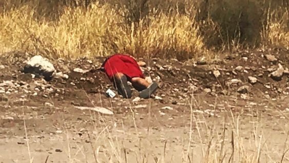 Localizan a un hombre ejecutado en la carretera a Juárez