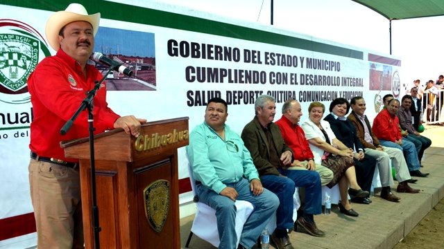 Inaugura gobernador serie de obras en la comunidad de La Junta