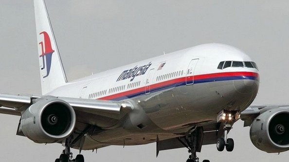 Baliza de avión malayo había caducado, indica nuevo reporte