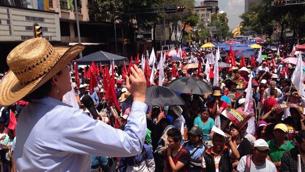 Anuncia Antorcha marcha de 100 mil a Los Pinos