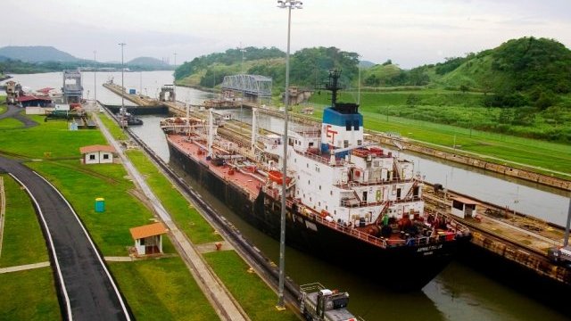 Decomisa Panamá 200 kilos de cocaína en buque bananero de Ecuador