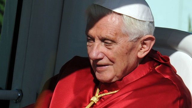 Benedicto XVI destituyó a casi 400 sacerdotes 
