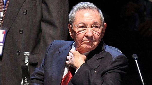 Raúl Castro expresa profundo dolor por muerte de Nelson Mandela
