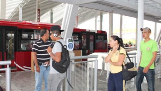 Vivebús: cobran en Ruta troncal, venden boletos en estaciones