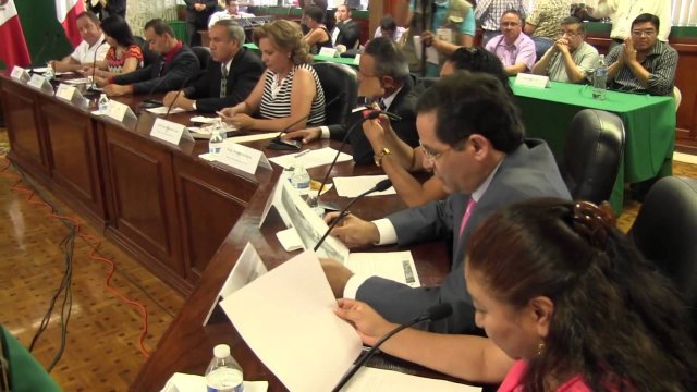 Juárez: prohibirán uso de celulares en sesiones de Cabildo