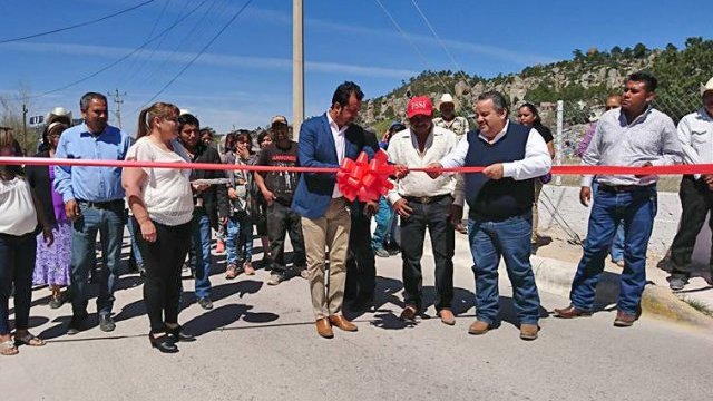 Maratón de inauguración de obras en San Juanito, por parte de Antorcha