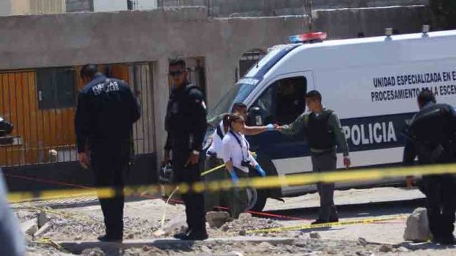 Atacan a balazos y lesionan a dos hombres en Juárez