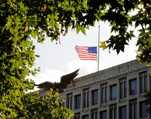 Embajada y Consulados de EUA Permanecerán Cerrados por Conmemoración de Día de Muertos 