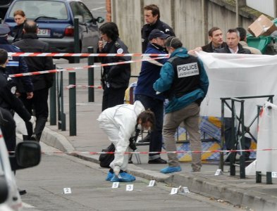 El atentado contra la escuela judía paraliza la campaña electoral francesa