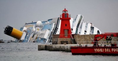 Un mensaje en Facebook avisó de naufragio del "Concordia" en Italia
