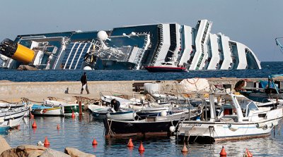 Tragedia al encallar crucero en Italia